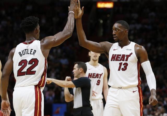  阿德巴约两双热火全民皆兵扑灭魔术