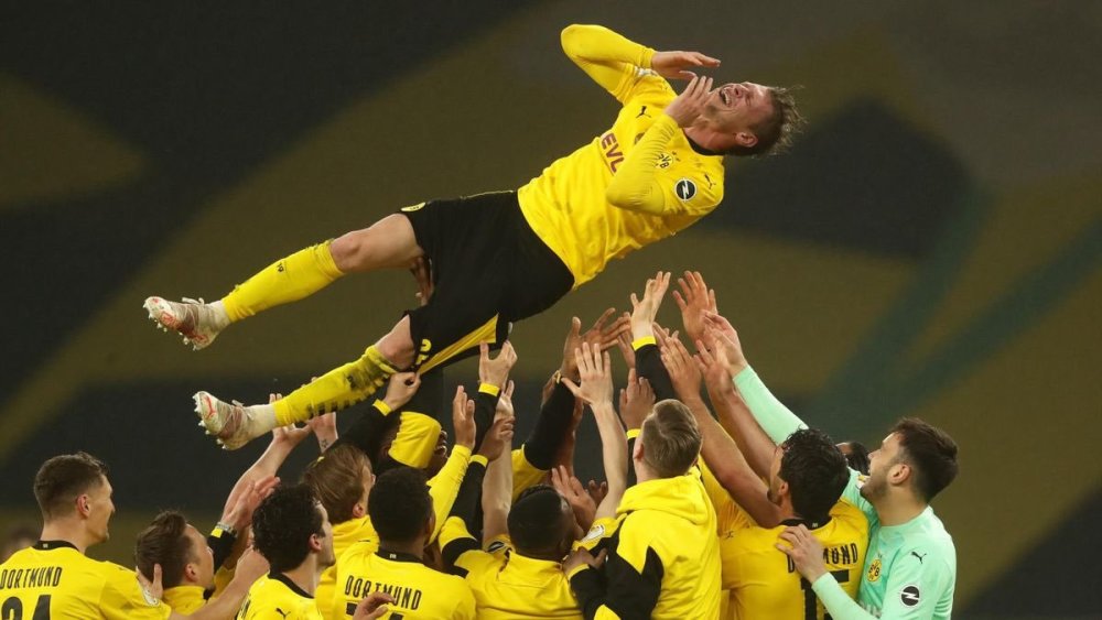  哈兰德梅开二度，曼城主场轻取切尔西稳固榜首